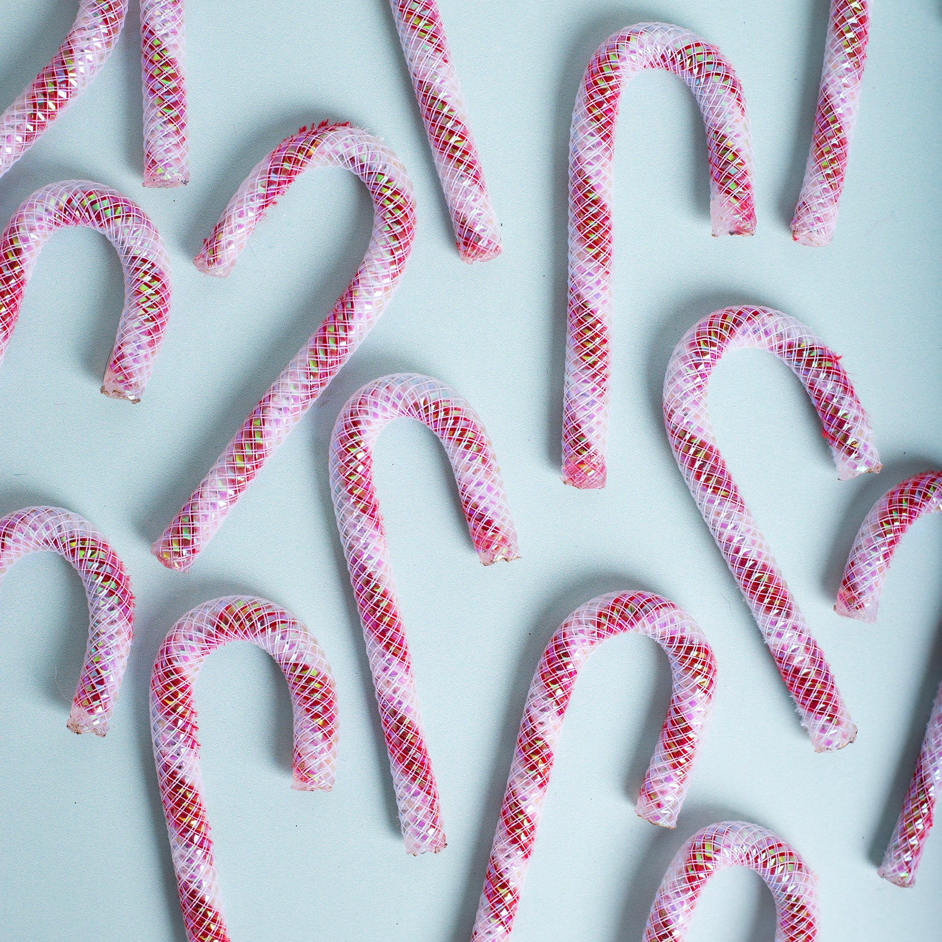 Dezi & Roo - mini candy cane cat kicker toy - holiday gift for cat - cat gifts