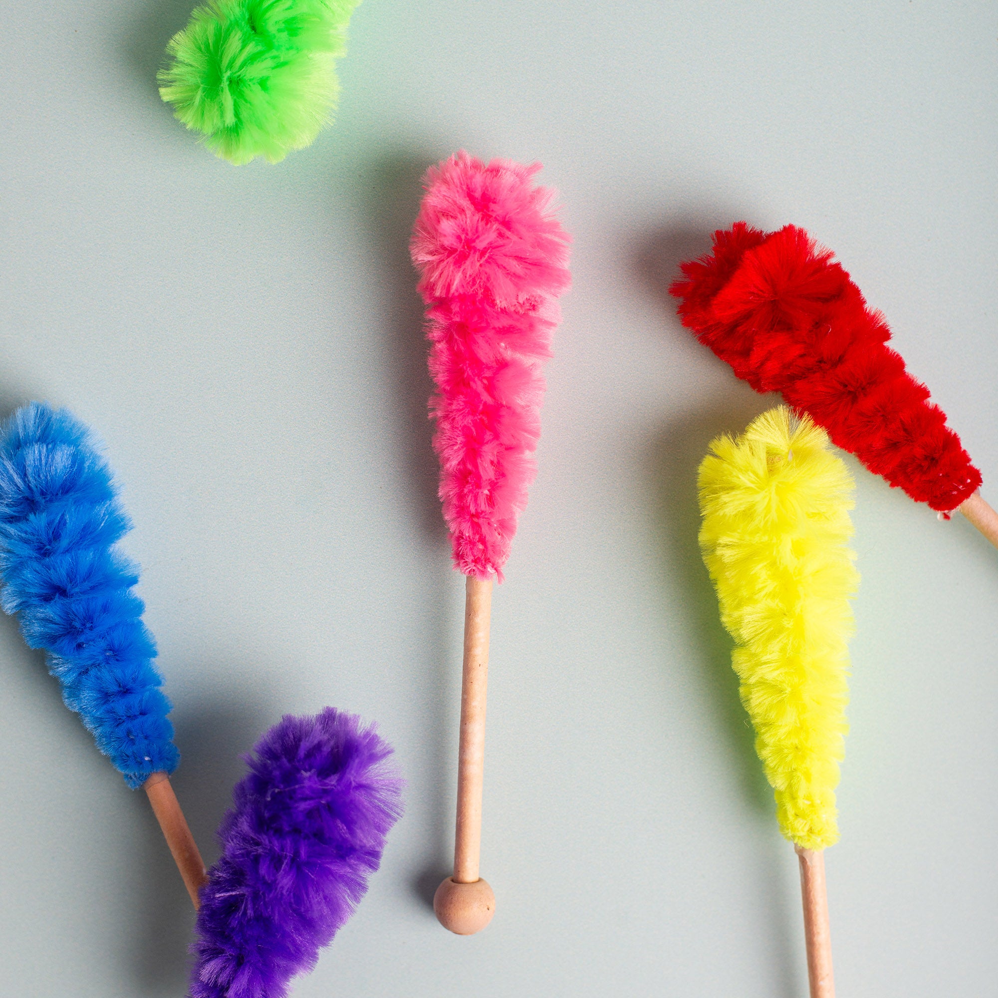 Dezi & Roo - Roo's Rock Candy - scent enrichment toy for cat - my cat loves to play with q-tips